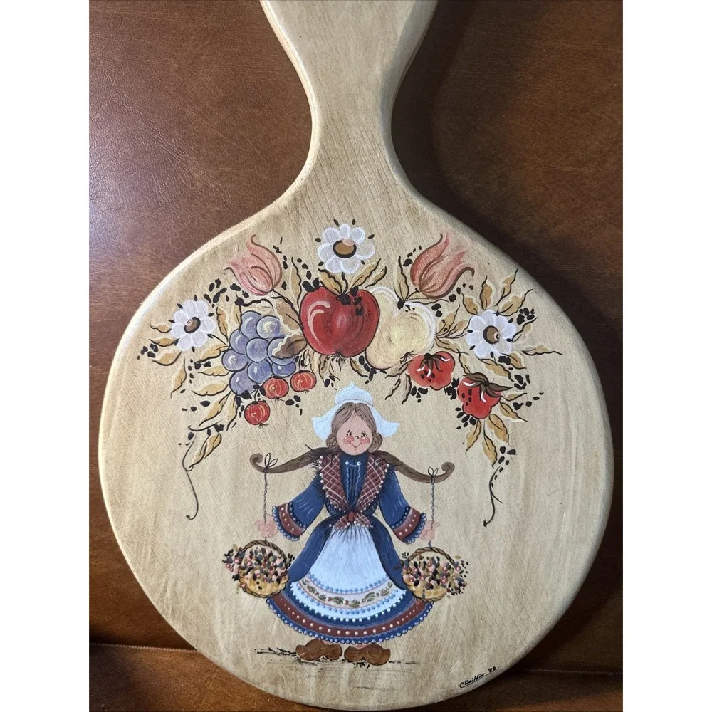 VTG Hand Painted Wood Cutting Board Wall Hanging Dutch Style18X12 Signed 1988